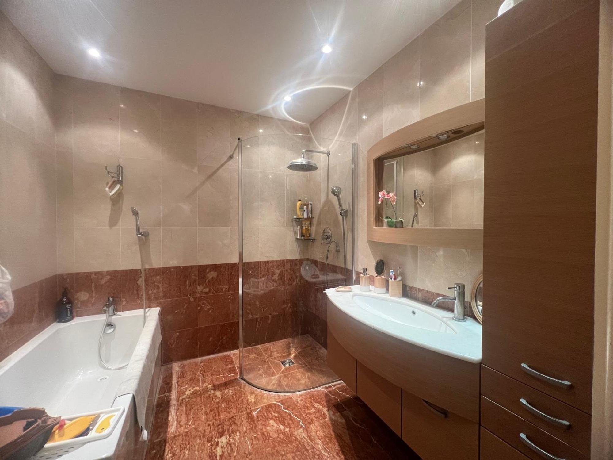 Appartement Nice Centre Vue Mer Avec Piscine Pour Famille, Couple D'Amis Pas De Groupes De Jeunes Autorises Exterior foto
